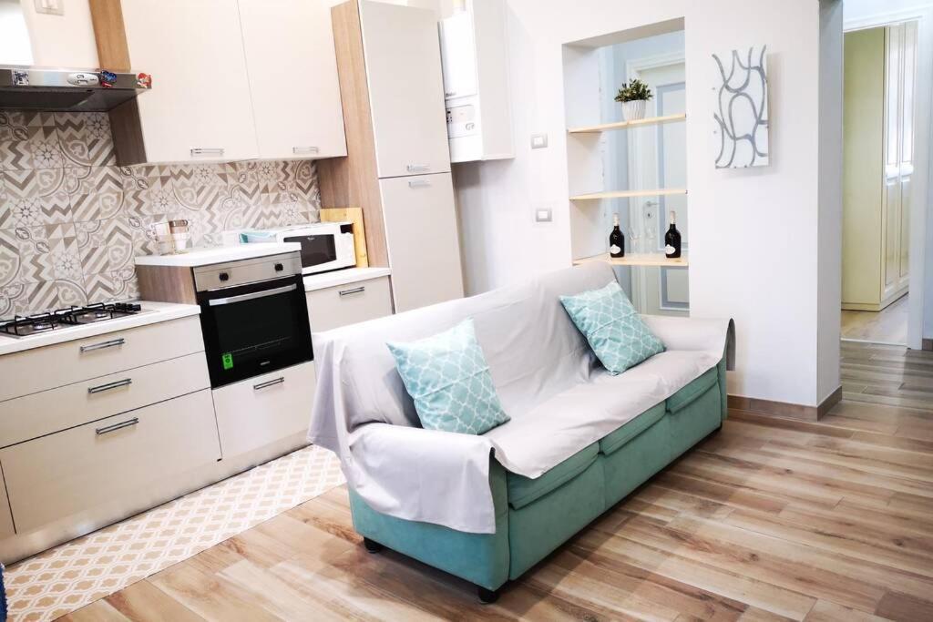 Delizioso Appartamento Cosy Ristrutturato Парма Экстерьер фото